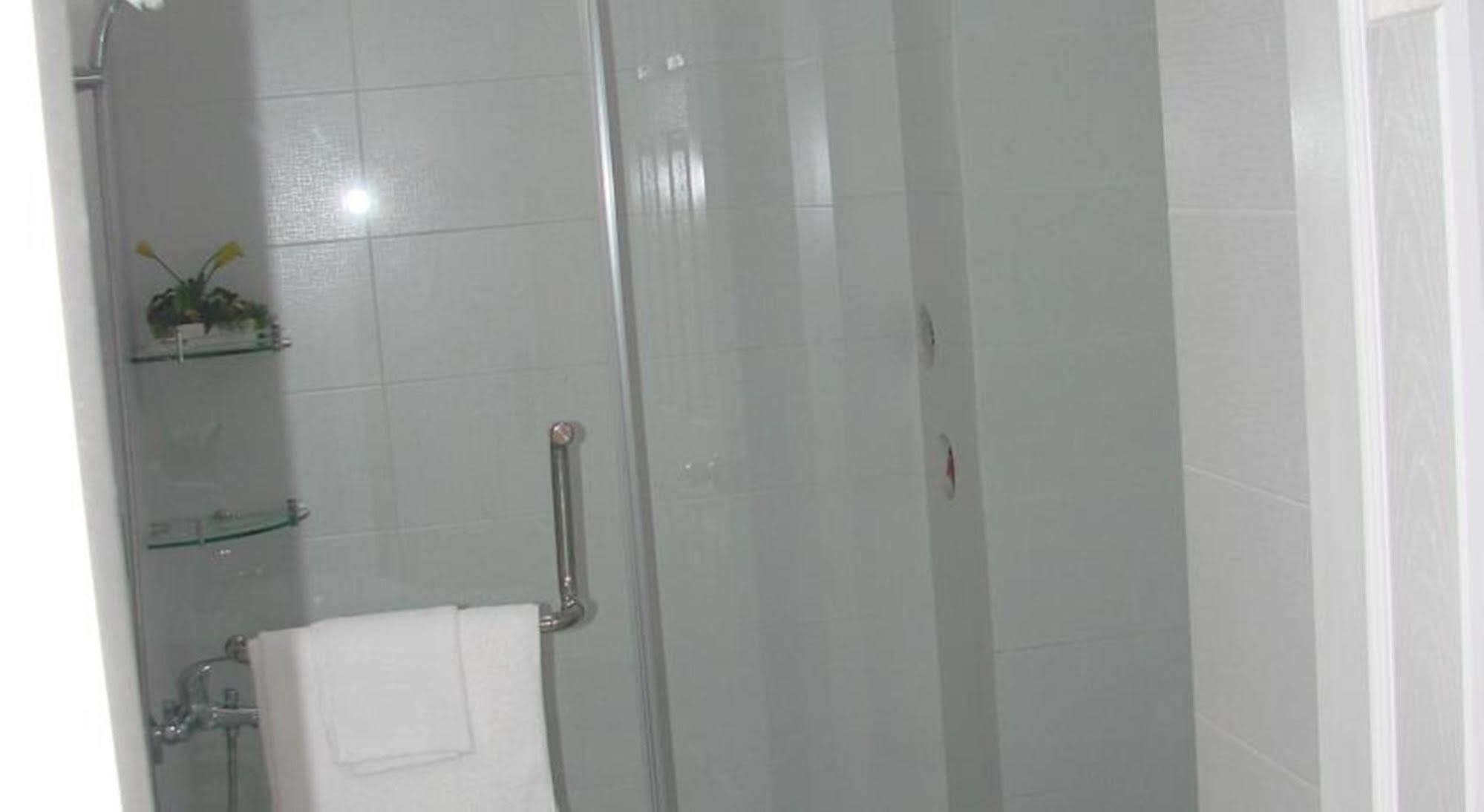 Cat Huy Hotel Cidade de Ho Chi Minh Exterior foto